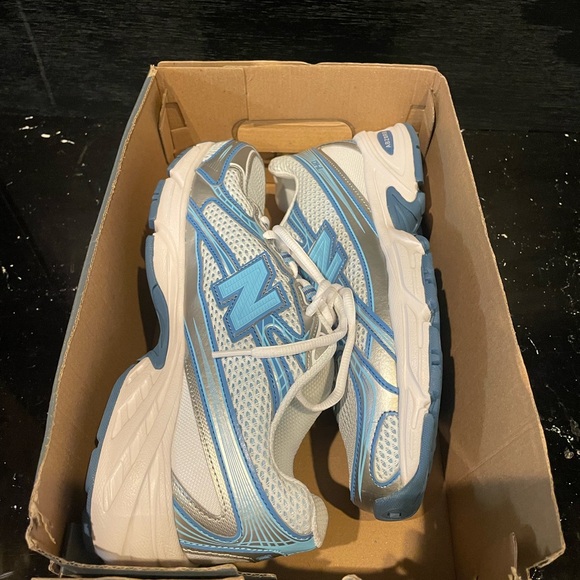 New Balance 740 - Women's (Blue Agate/White) Sz 8 - Picture 6 of 7